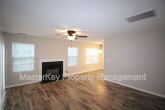 3025 Bracey Pl in Raleigh, NC - Building Photo - Building Photo