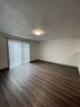 4122 Lancaster Dr NE in Salem, OR - Building Photo - Building Photo