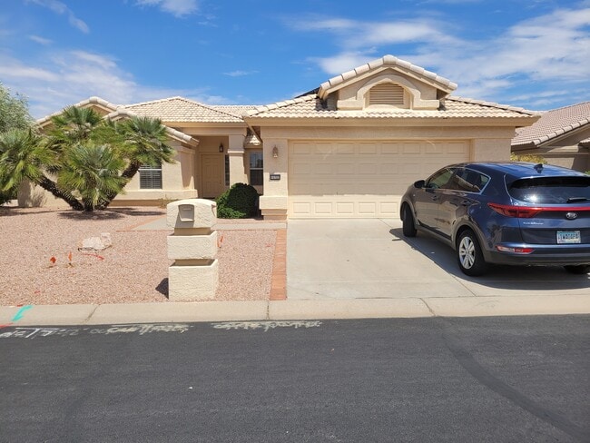 property at 15722 W Fairmount Ave
