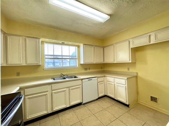 6310 Star Lake Dr in Humble, TX - Building Photo - Building Photo