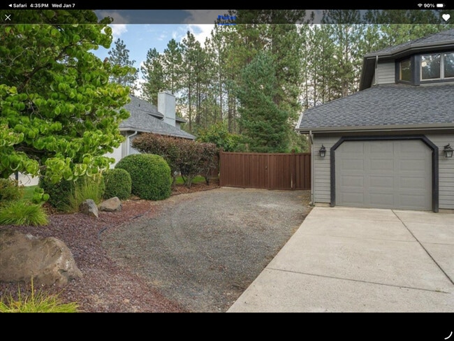 15408 N Franklin Ct in Spokane, WA - Building Photo - Building Photo