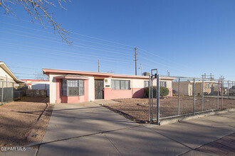 10108 Shenandoah St in El Paso, TX - Building Photo - Building Photo