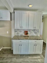 2206 Sunset Trail in Sugar Land, TX - Building Photo - Building Photo