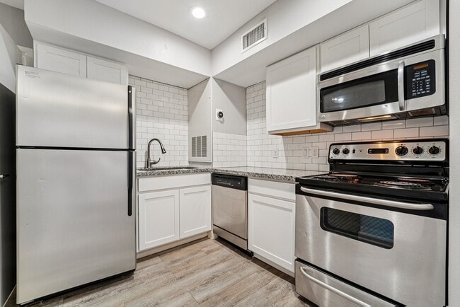 property at 2807 Beauchamp St