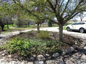 2221 WI-83 in Hartland, WI - Building Photo - Building Photo