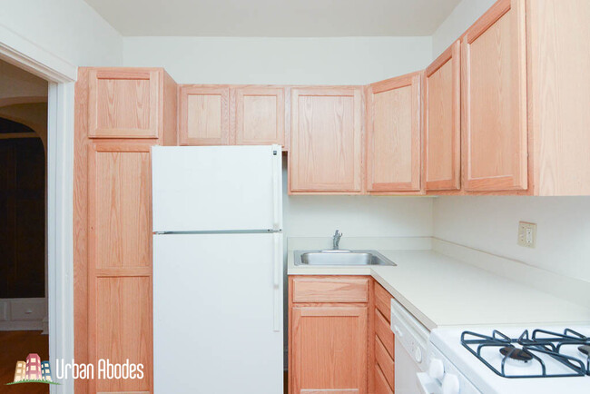4301 N FRANCISCO Ave in Chicago, IL - Building Photo - Building Photo
