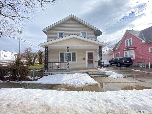 property at 3 Glenwood Ave