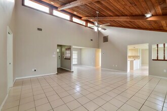 548 Matilda Pl in Longwood, FL - Building Photo - Building Photo