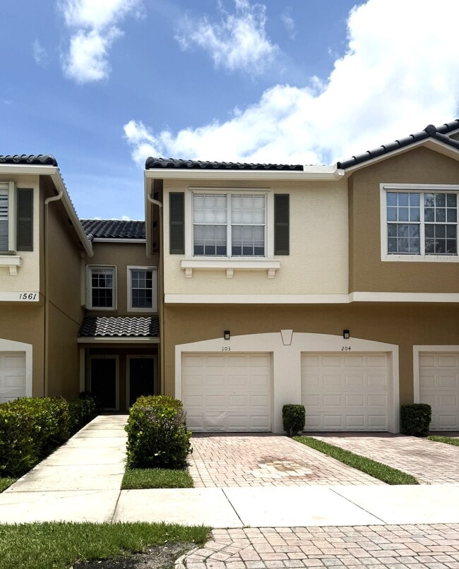 property at 1561 SE Hampshire Way