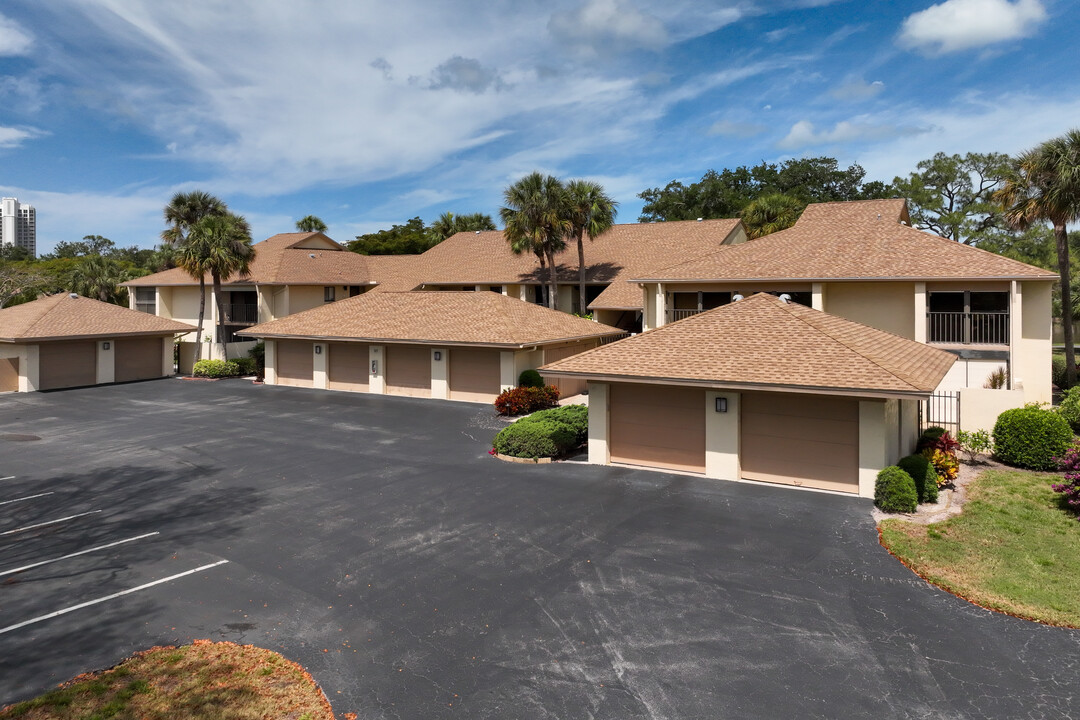 Bentley Village in Naples, FL - Building Photo