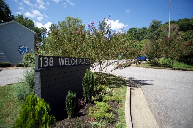 138 welch Place, unit 4, Unit 4