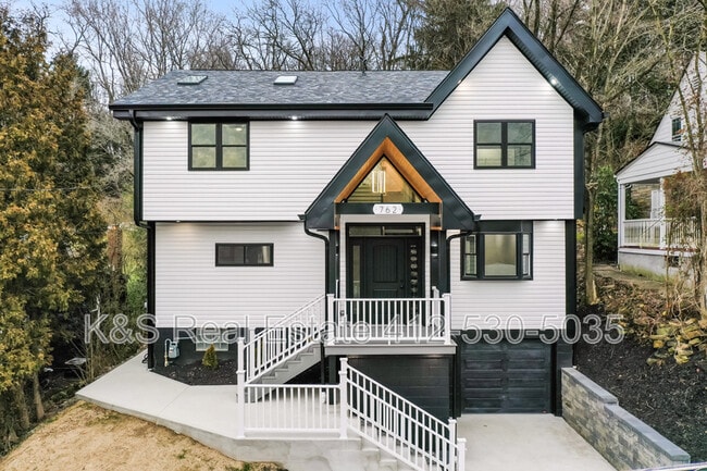 property at 762 S Margaretta St
