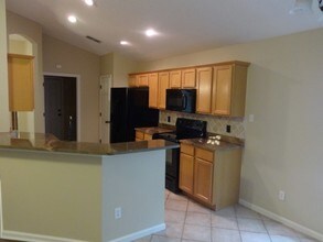 8098 Keswick Ct in Jacksonville, FL - Foto de edificio - Building Photo