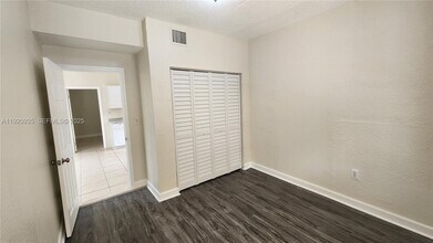 829 SW 3rd St in Miami, FL - Building Photo - Building Photo