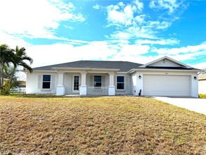 1222 NW 20th Pl in Cape Coral, FL - Building Photo - Building Photo