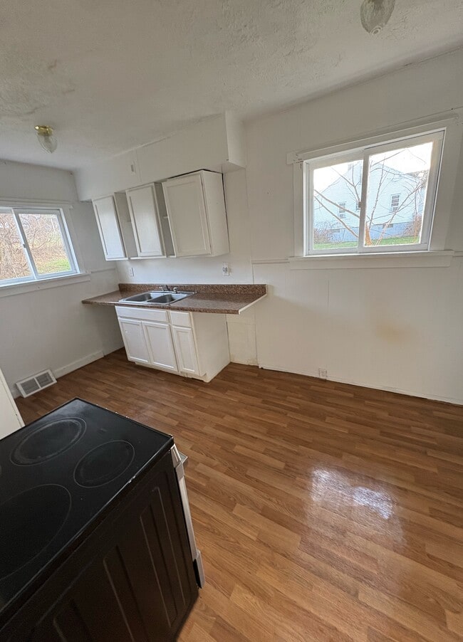 property at 1009 1st St