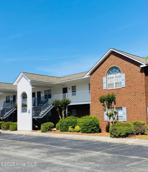 2012 Tower Pl in Greenville, NC - Building Photo
