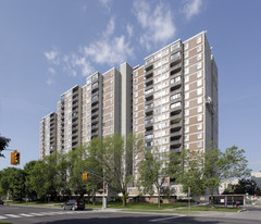 Queenscourt Apartments