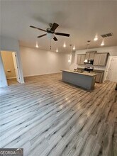 7490 Knoll Hollow Rd in Lithonia, GA - Building Photo - Building Photo