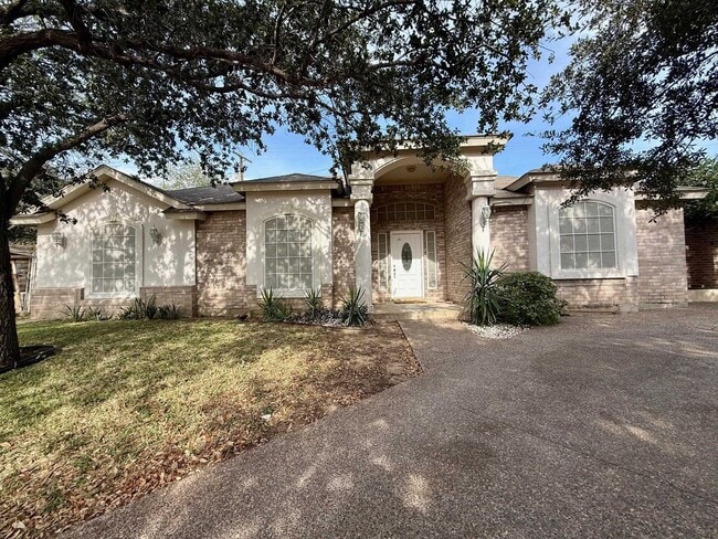 12613 River Bend Cir