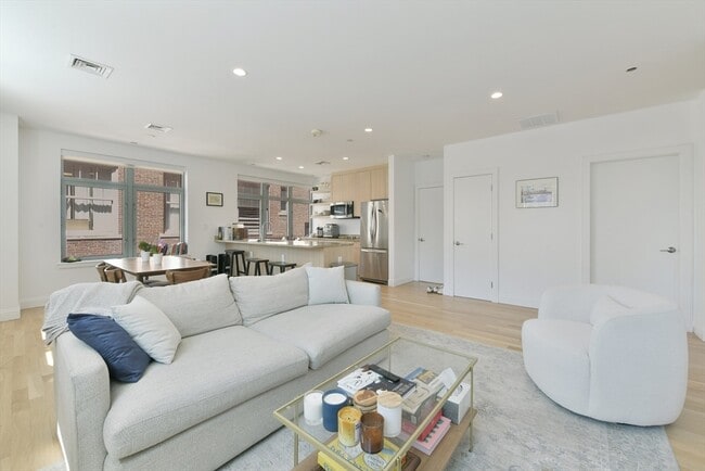 425 Boylston St in Boston, MA - Building Photo - Building Photo
