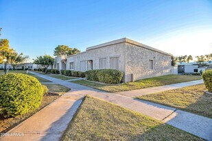 5045 N 81st St in Scottsdale, AZ - Building Photo