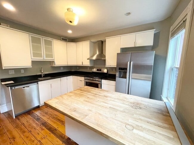 51 Greenwich St in Boston, MA - Building Photo - Building Photo