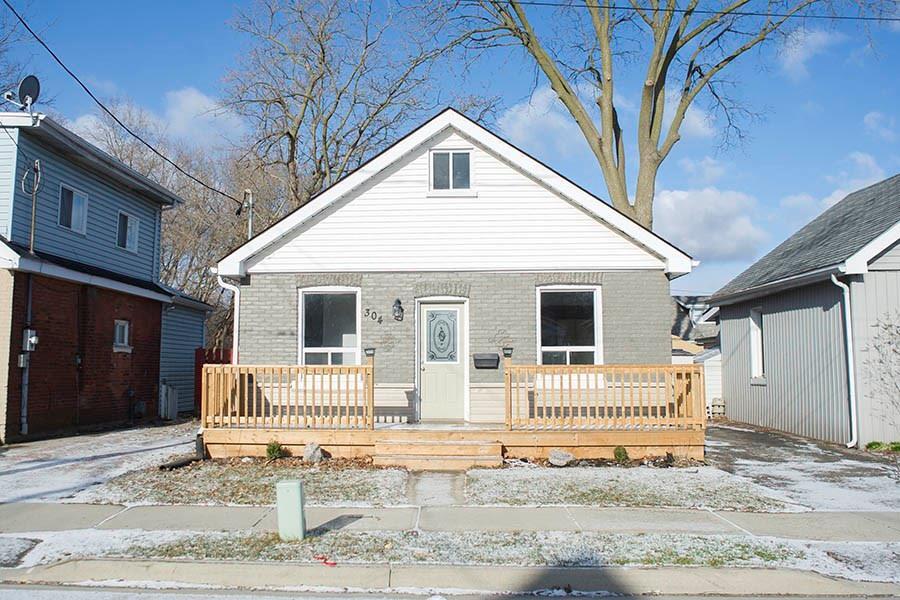 304 Rawdon St in Brantford, ON - Building Photo
