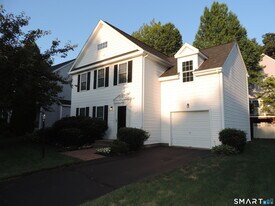 26 Fox Hollow in Avon, CT - Building Photo