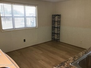 207 Mills St in Scott, LA - Building Photo - Building Photo