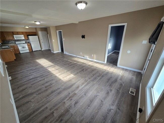 2802 Lemoyne Ave in Syracuse, NY - Building Photo - Building Photo