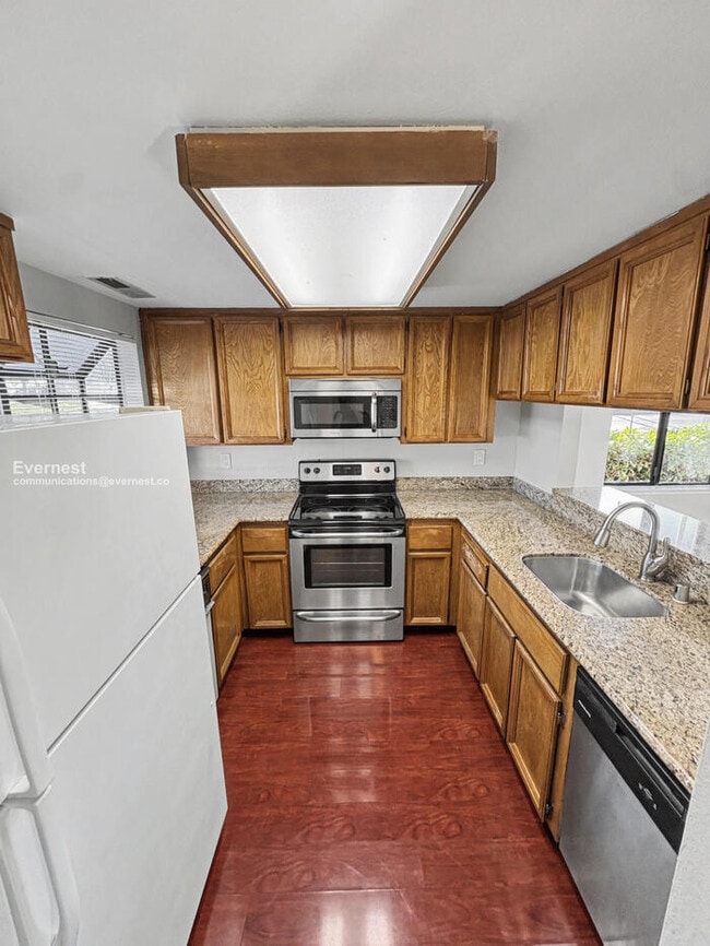 6395 Joaquin Murieta Ave in Newark, CA - Building Photo - Building Photo