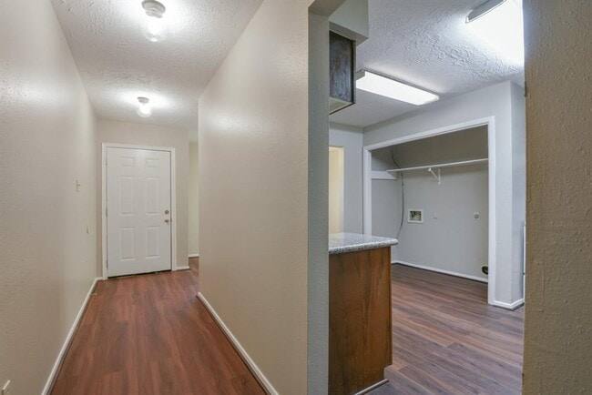 16959 Nicole Ln in Houston, TX - Building Photo - Building Photo