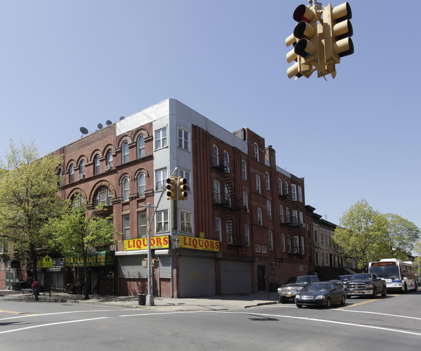 616 Halsey St in Brooklyn, NY - Building Photo