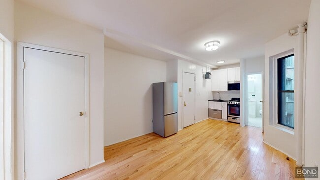 property at 429 E 73rd St