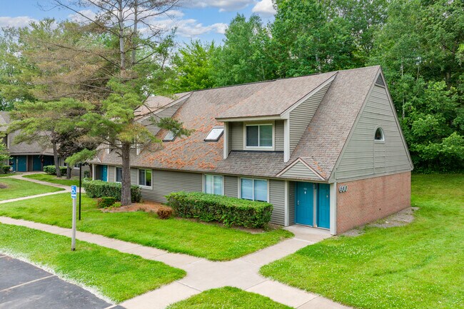 Meadowbrook Estates