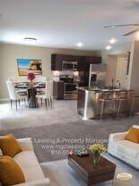 9456 N Baltimore Ave in Kansas City, MO - Building Photo