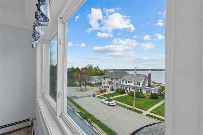 property at 17 Selkirk Rd