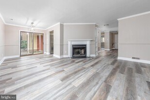 401B Cypress Point Cir in Mount Laurel, NJ - Building Photo