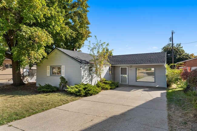 property at 3418 E 35th Ave