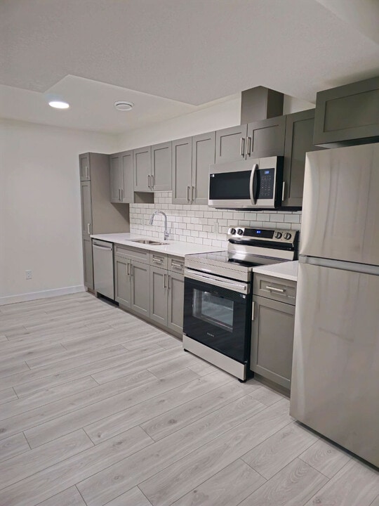 61 Fenwyck Blvd in Spruce Grove, AB - Building Photo