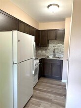 201 Bellevue Park Dr in Belleville, IL - Building Photo - Building Photo