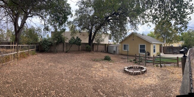 property at 2920 Walnut Ave