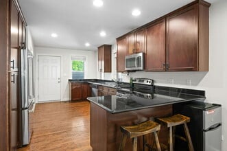 2054 W Race Ave in Chicago, IL - Building Photo - Building Photo