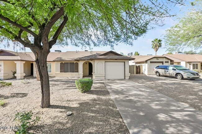 property at 2906 E Impala Ave