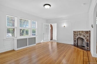 12 Bogart Ave in Port Washington, NY - Building Photo - Building Photo