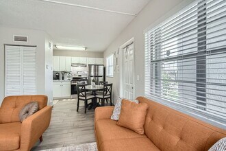 San Marco Apartments in Pompano Beach, FL - Foto de edificio - Building Photo