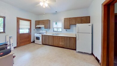 315 Lincoln Ave in Carnegie, PA - Building Photo - Building Photo