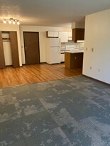 803 Roundhouse Addn in Marquette, IA - Building Photo