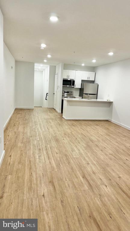 834 N Broad St in Philadelphia, PA - Building Photo - Building Photo